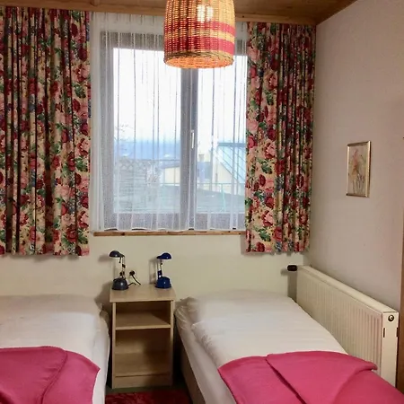 Gadenstaetter In Der Apartament