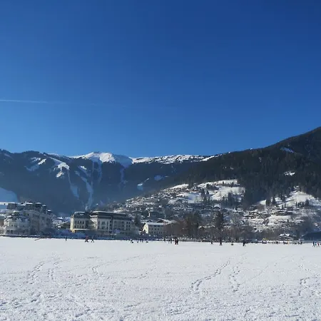 Gadenstaetter In Der City * 滨湖采尔