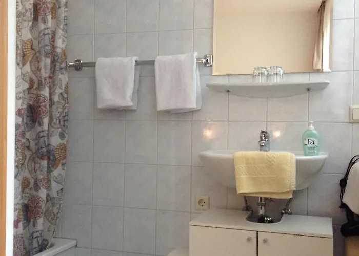 Gadenstaetter In Der *