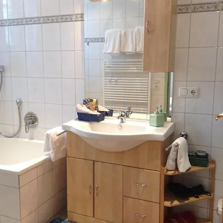 Gadenstaetter In Der *